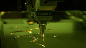 Metal Lazer Kesim Nedir? Tasarım Dünyasında Neden Tercih Edilir?